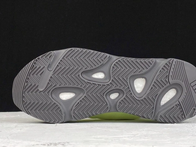 Yeezy Adidas FY3727 Boost Phosphor MNVN 700 0709